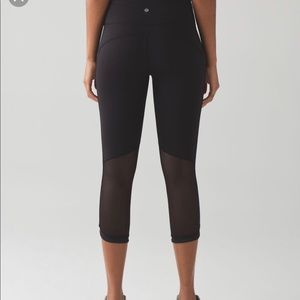 Lululemon Hit It 21” Crop
